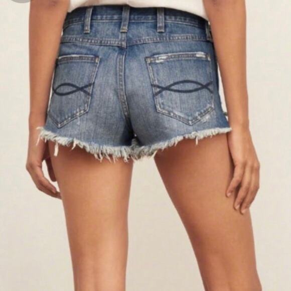 Abercrombie & Fitch High Rise Festival Distressed Denim Short Size 10 - Picture 8 of 16